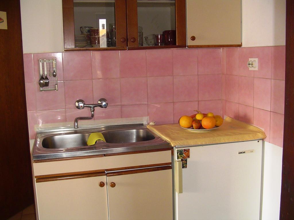 Apartments Ana&Neso Pakoštane Δωμάτιο φωτογραφία